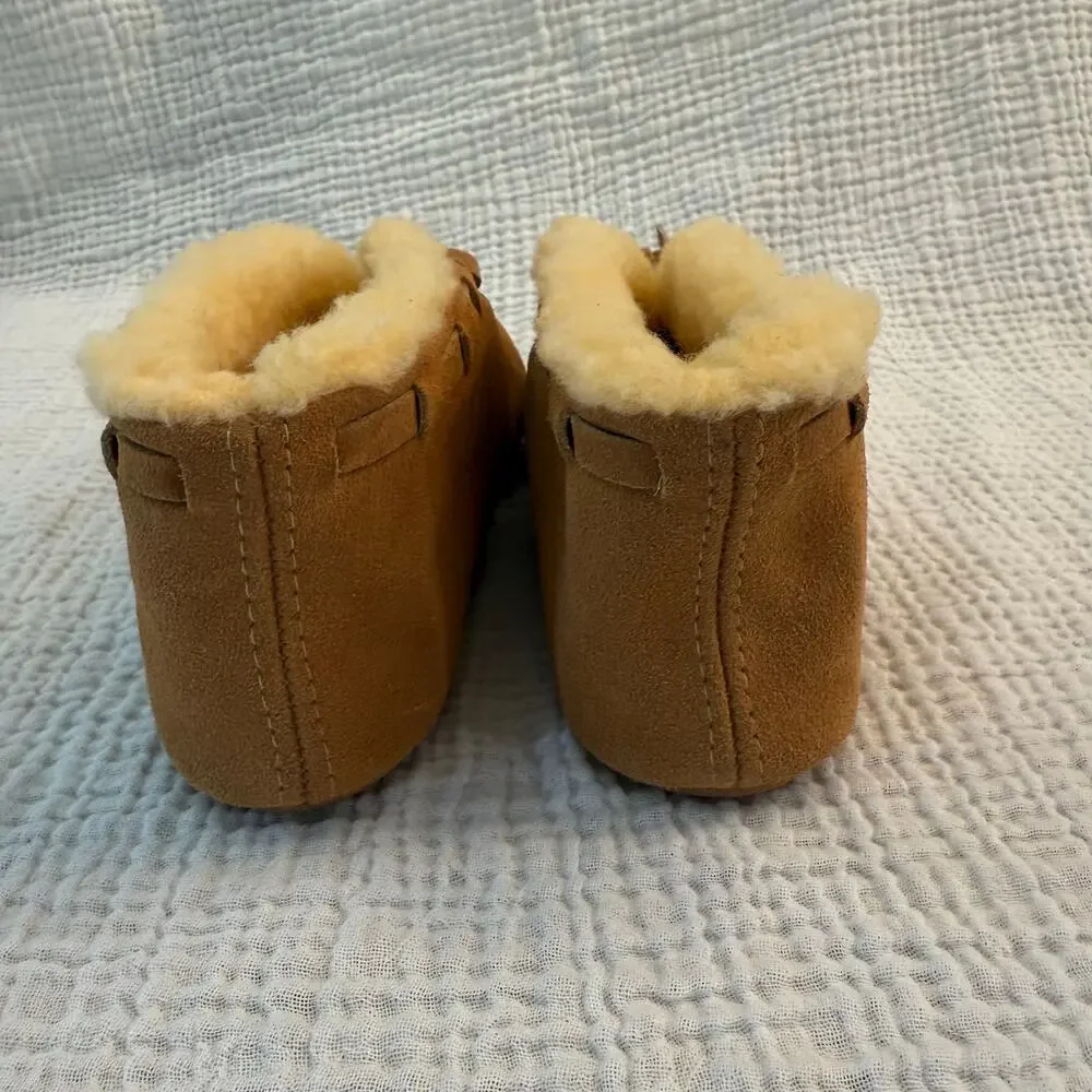 Firesiders Slippers Size Youth 4.5 or Women’s 6N Leather Fleece Lined Moccasin